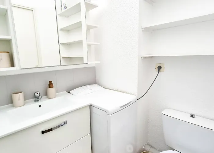 Douceur Marine - T2 Avec Terrasse, Parking, Piscine Et Wifi كافالير سور مير